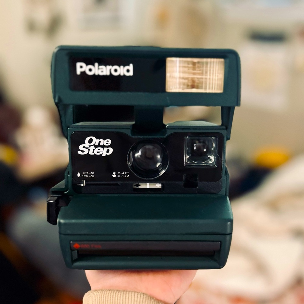 Limited Edition Vintage Style One Step 600 Instant Polaroid Camera